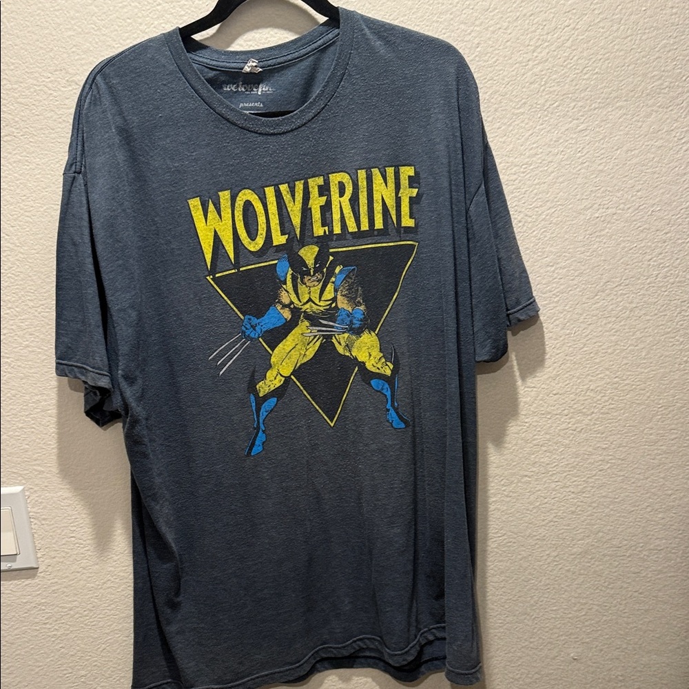 Marvel Wolverine Short Sleeve Tee - Dark Gray and Yellow